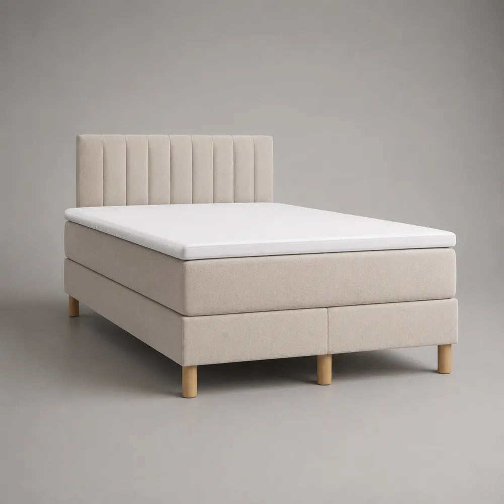 Letto matrimoniale 160 x 200 cm imbottito in tessuto poliestere beige con testiera a pannelli verticali e struttura in legno rettangolare